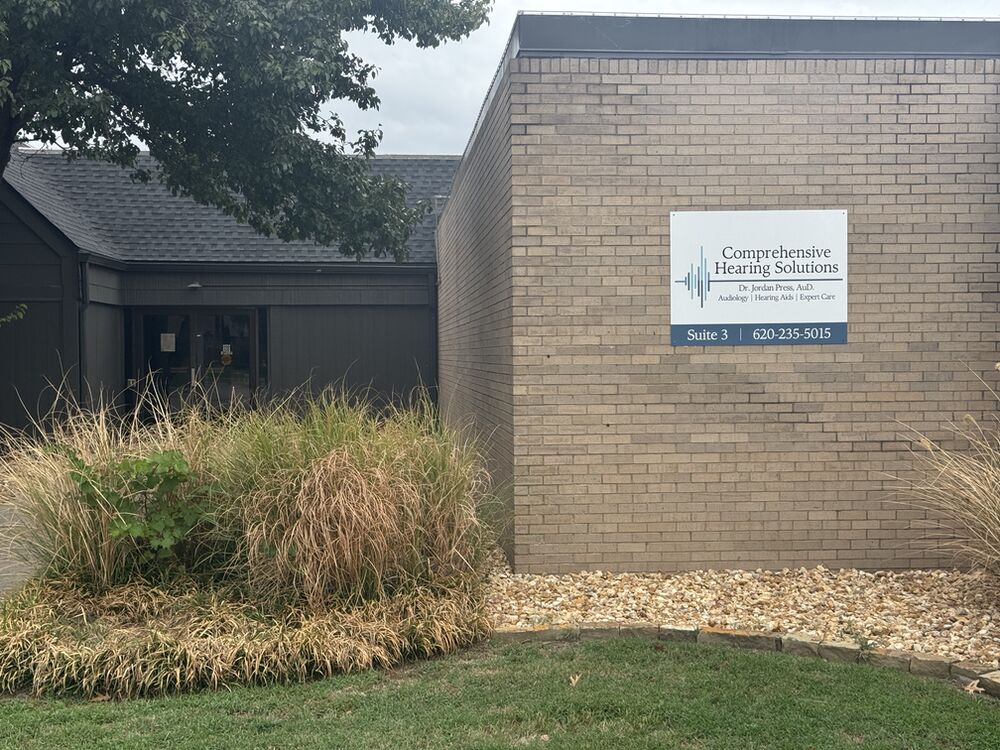 Building exterior and Suite 3 sign for Comprehensive Hearing Solutions at the Pittsburg Medical Complex in Pittsburg, KS